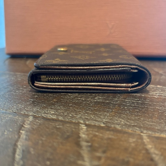 Louis Vuitton Vintage Monogram Wallet Authentic | 1994 - Picture 4 of 13